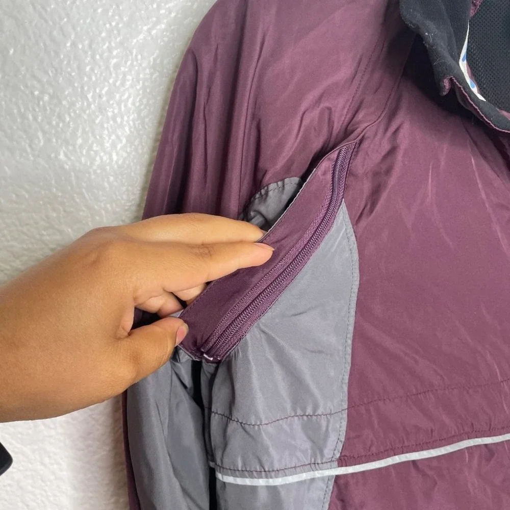 Pearl Izumi Womens Cycling Jacket Medium Burgundy Grey Reflective Windbreaker